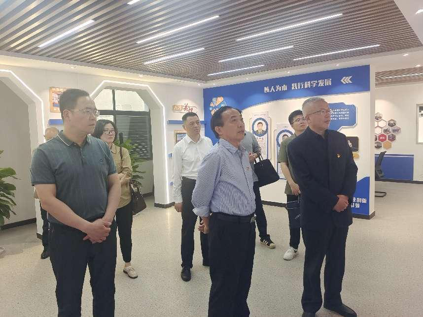 Deputy Minister of Organization Department of Anqing Municipal Committee visited the company for investigation